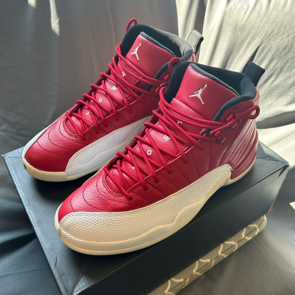 Air Jordan 12 Retro “Gym Red” (GREAT CONDITION)